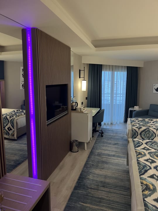 Zimmer Royal Wings Hotel