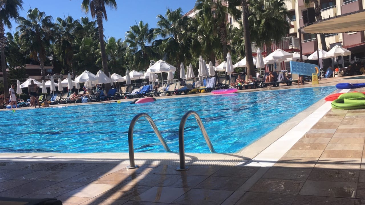 Pool Hane Family Resort