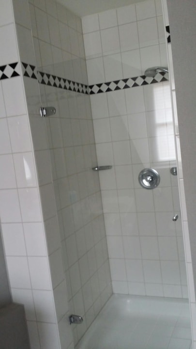 Badezimmer -  Dusche Bergström Hotel Lüneburg