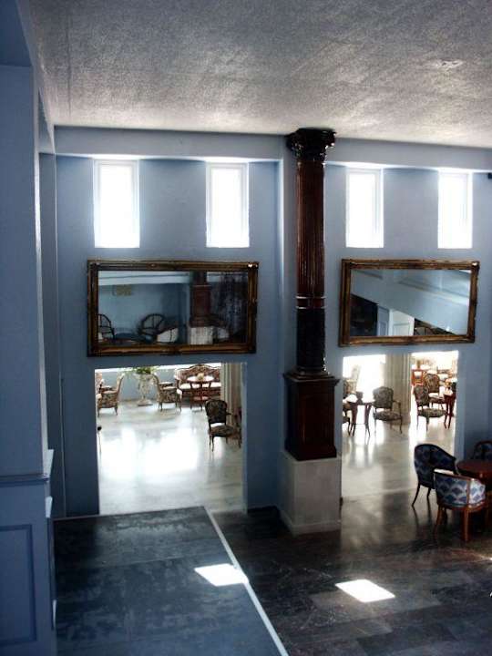 Blick in die Halle Hotel Ambiente Palace