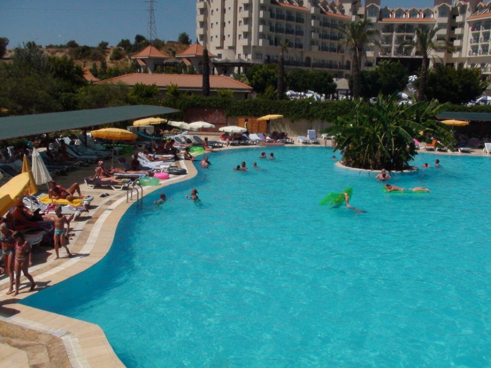 Hauptpool Hotel Side Serenis