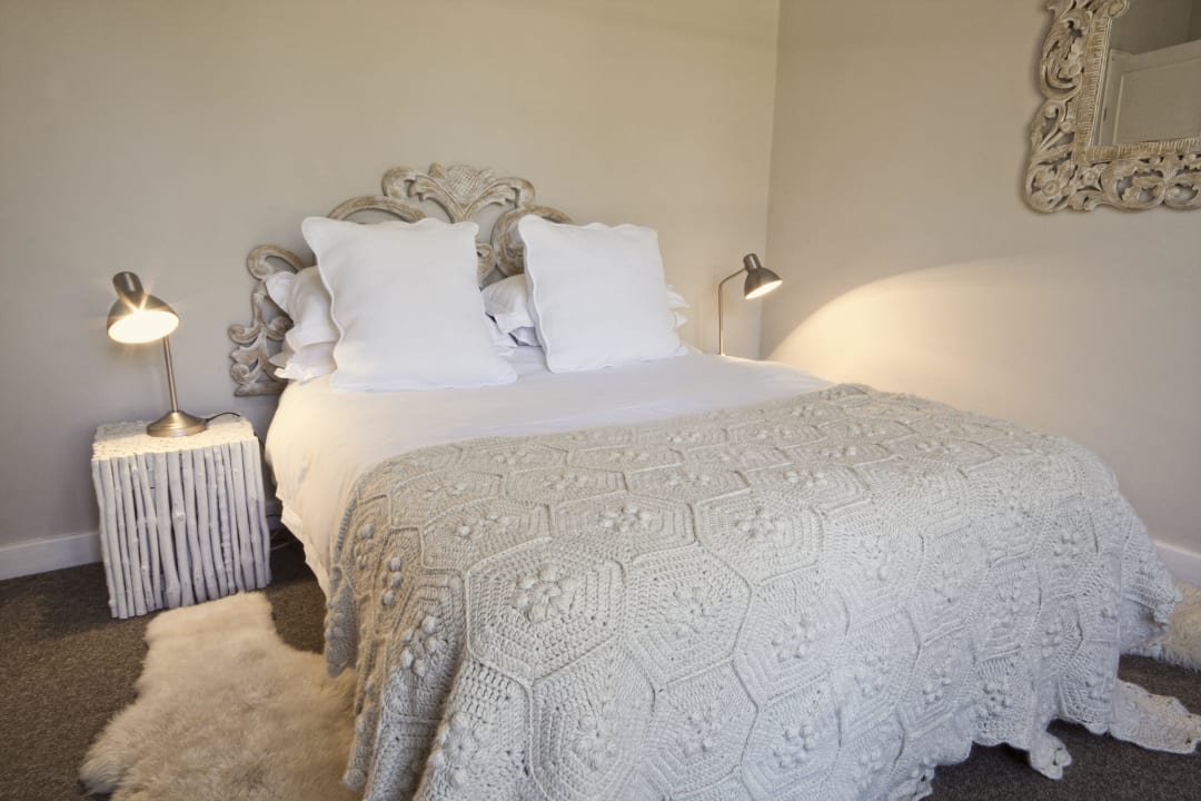 Carol suite bedroom Arumvale Country House