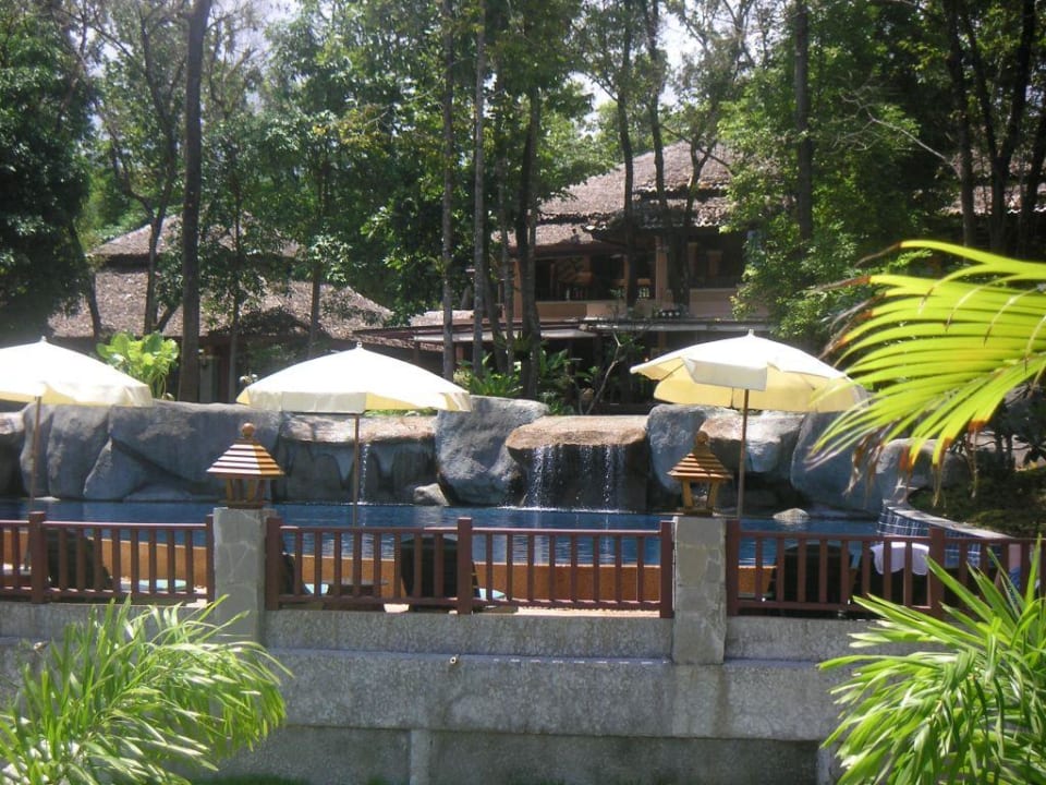 Blick auf einen Pool Khao Lak Merlin Resort
