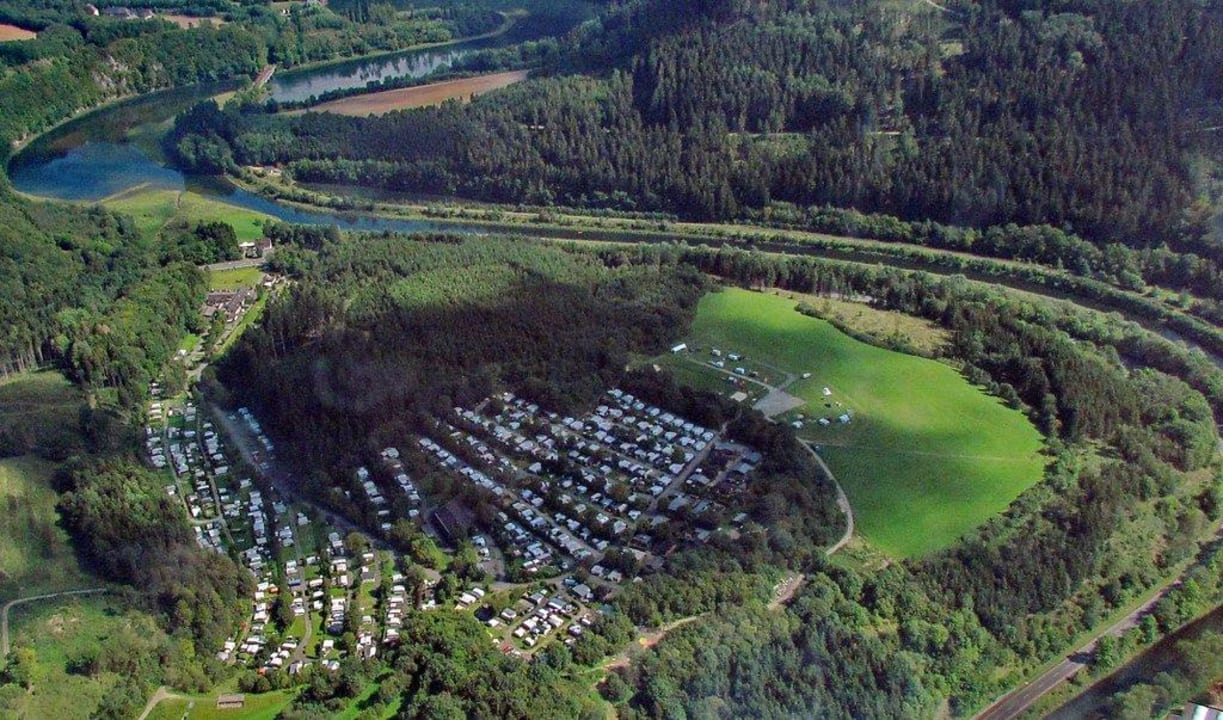 Luftaufnahme  Campingplatz Hof Biggen