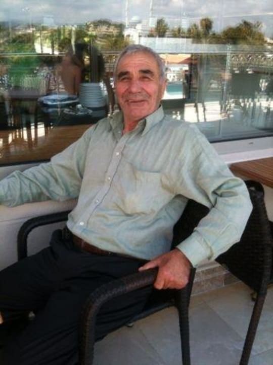 Halil, der Shuttle-Busfahrer sehr nett! FUN&SUN Smart Hane Sun Hotel