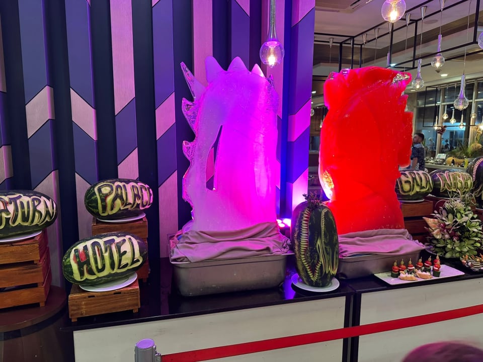 Gastro Saturn Palace Resort Hotel