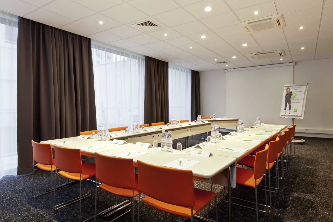 Meeting room Hotel ibis Styles Paris Porte d'Orléans