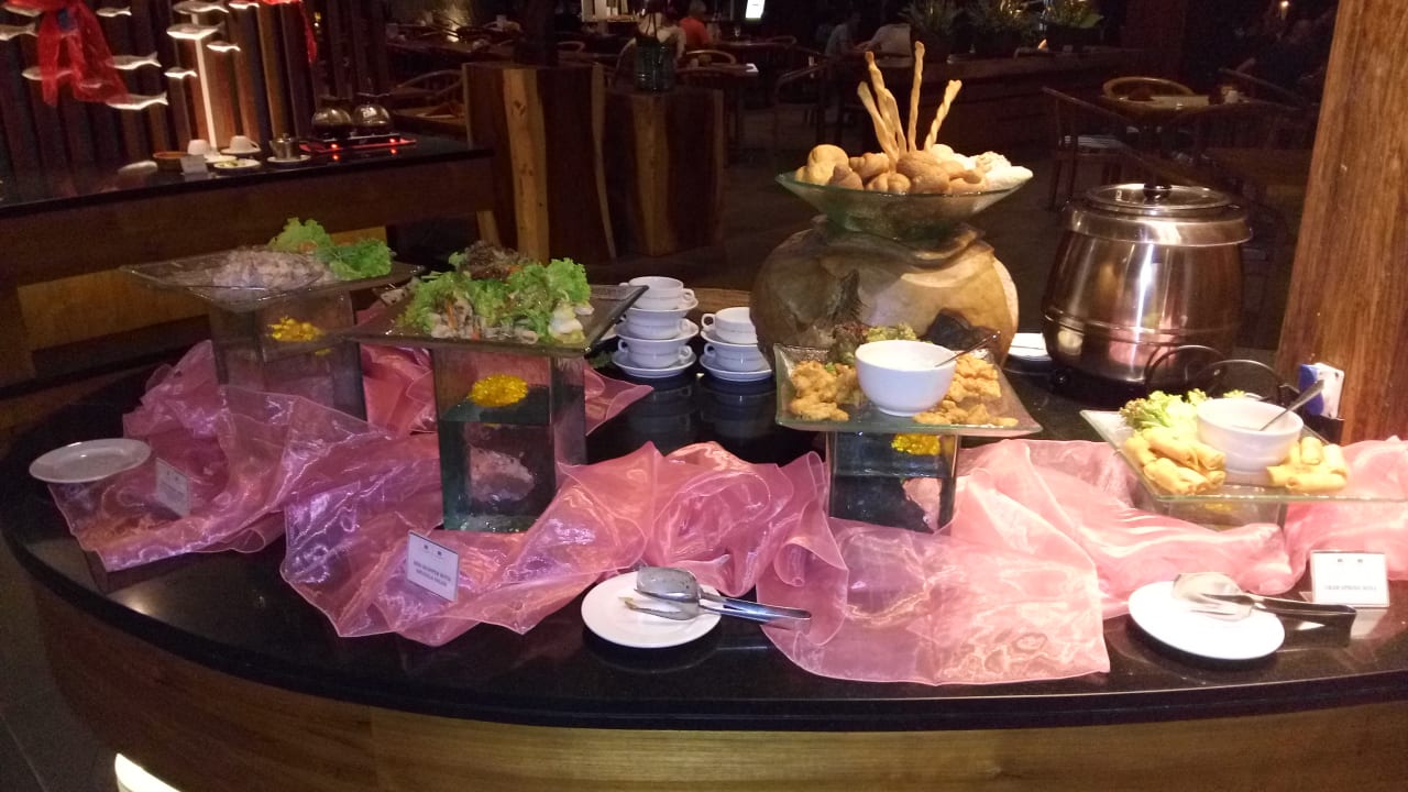 Restaurant Candi Beach Resort and Spa