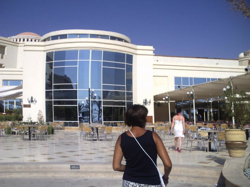 Lobby und Disco Serenity Alpha Beach