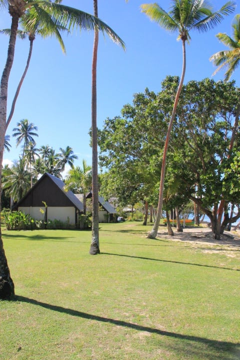 Gartenanlage Hotel Tambua Sands Beach Resort