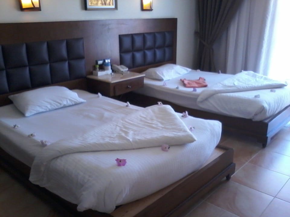 Sehr schönes Zimmer Pickalbatros Alf Leila Wa Leila Resort - Neverland Hurghada