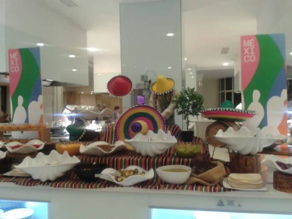 Mexikanische Spezialitäten Iberostar Waves Bouganville Playa