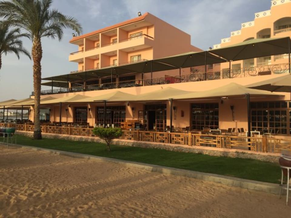 Außenterrasse Le Asiatique Beach Albatros Resort