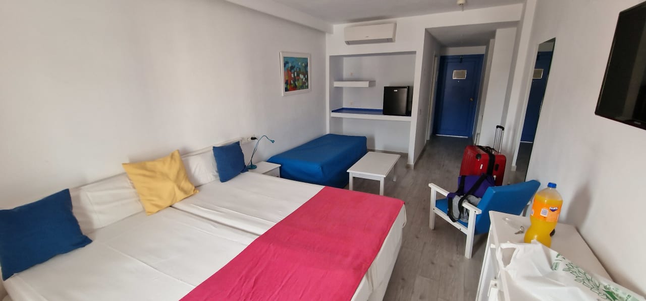 Zimmer Guya Wave Hotel