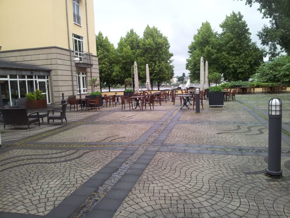 Blick zum Rhein Dorint Hotel Bonn