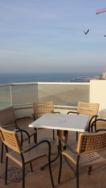 Balkon Terrasse  Ramada by Wyndham Beach Hotel Ajman