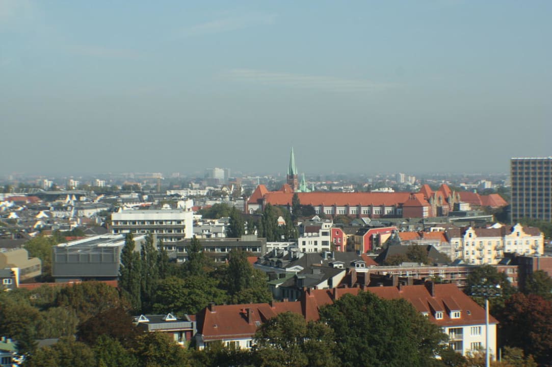 Ausblick aus Zimmer 1010 Mövenpick Hotel Hamburg