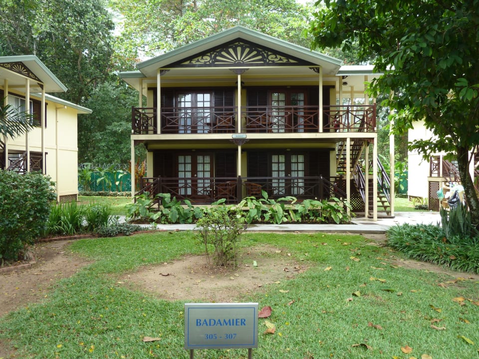 2. Chalet vom Strand aus Berjaya Beau Vallon Bay Resort & Casino