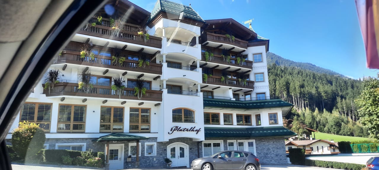 Außenansicht Platzlhof - Mein Hotel im Zillertal