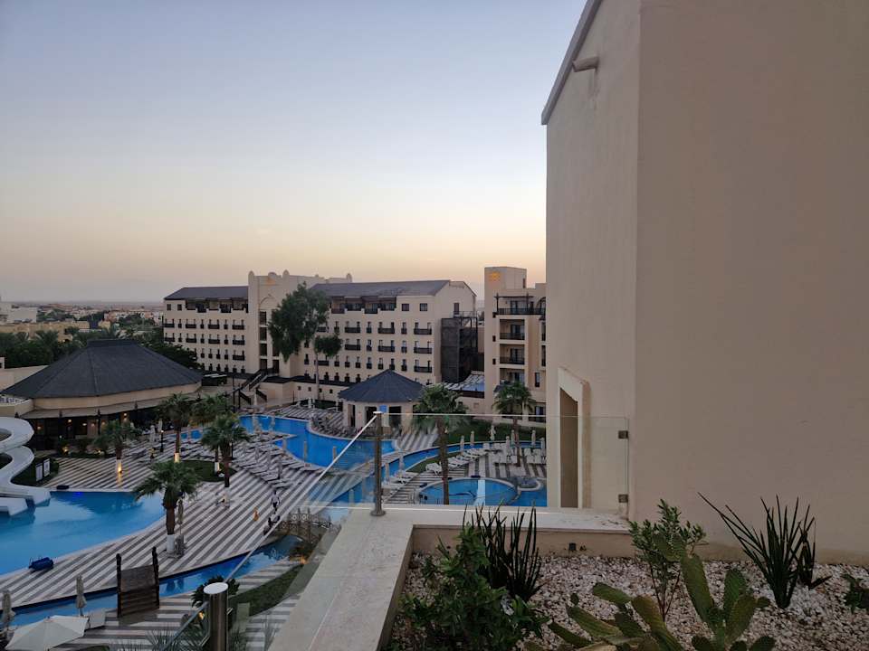 Pool Steigenberger Aqua Magic