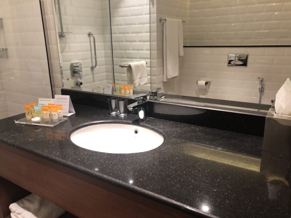 Zimmer Wyndham Garden Muscat Al Khuwair