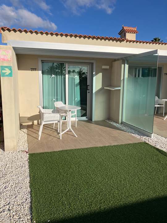Zimmer Kumara Serenoa by Lopesan Hotels