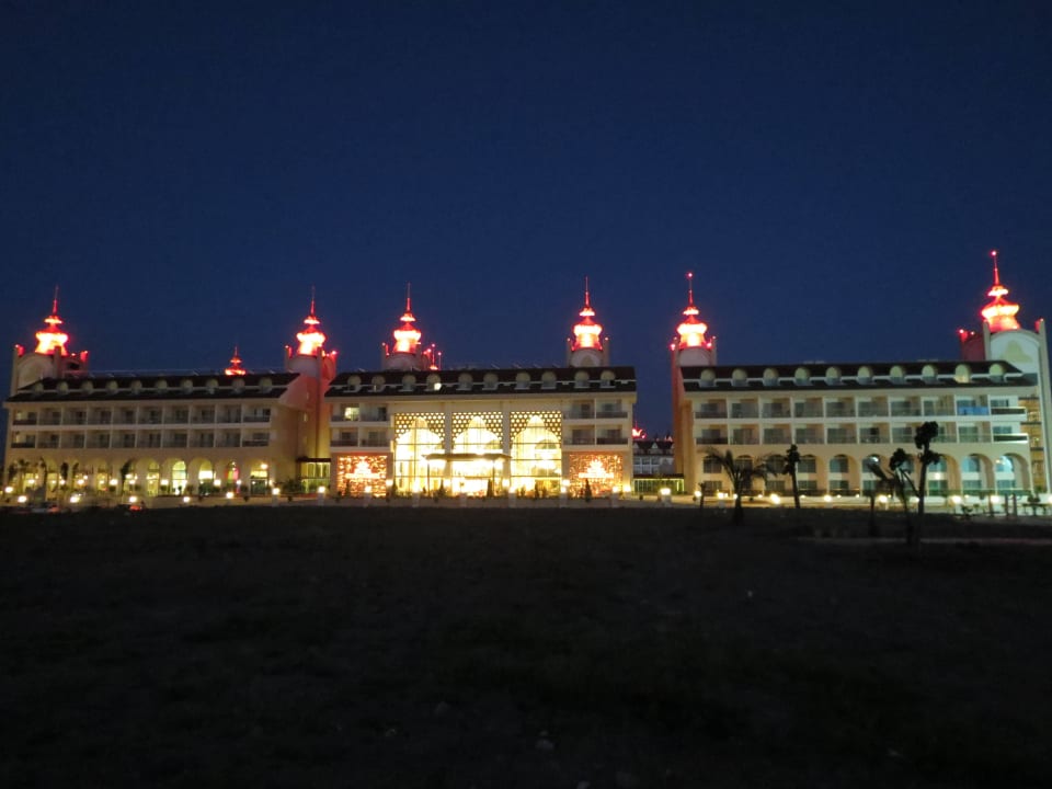 Frontansicht  Well Palace Side