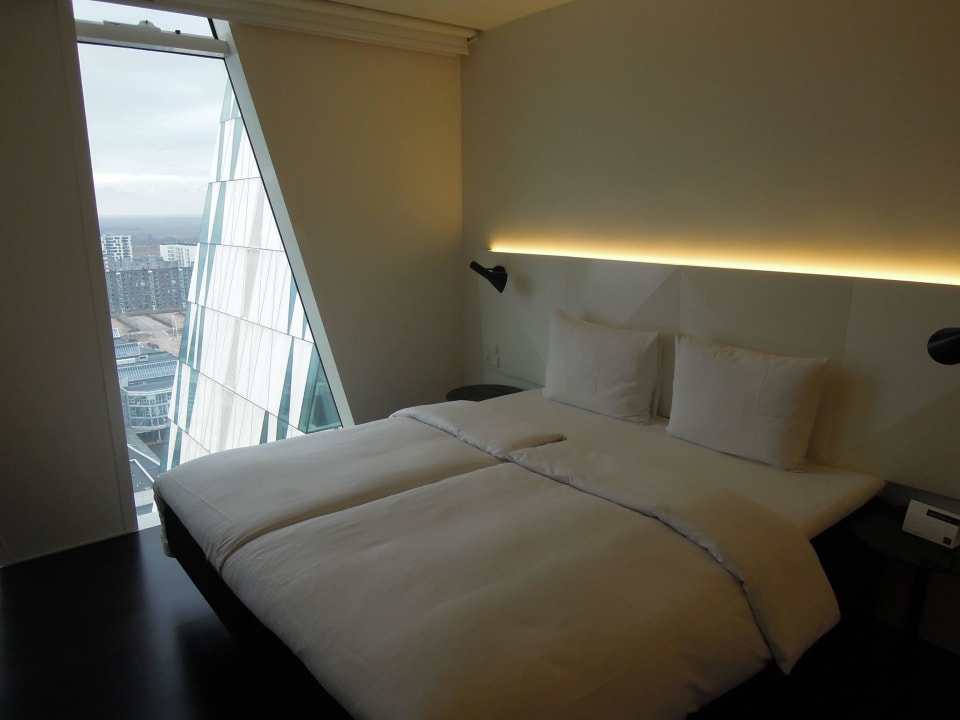 Wnętrze pokoju AC Hotel Bella Sky Copenhagen