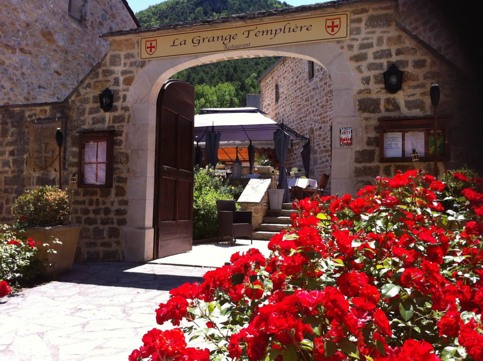 LA GRANGE TEMPLIERE Hotel La Grange Templière