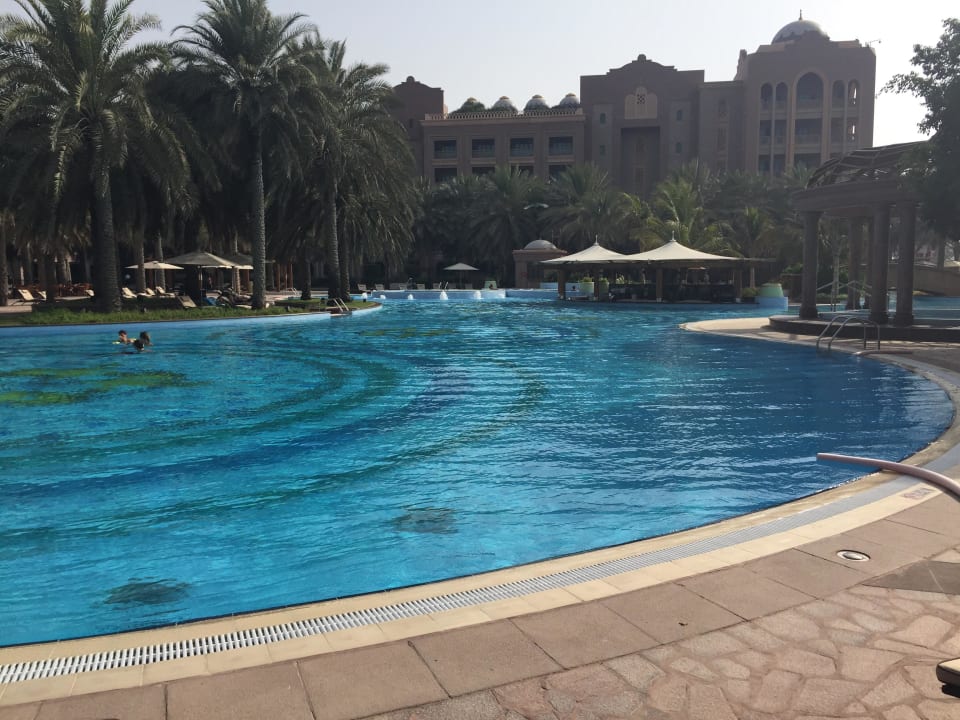 Pool Emirates Palace Mandarin Oriental
