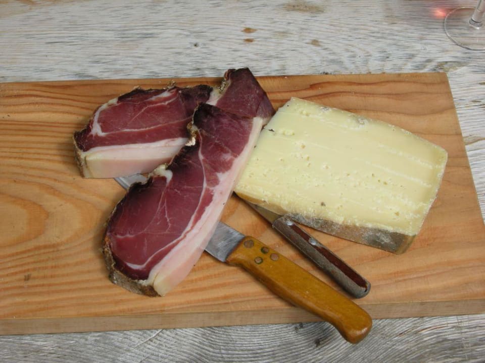 Eine deftige Jause Hotel & Gasthof zum Hirschen