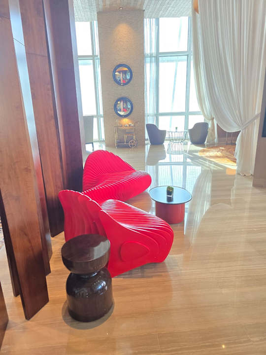 Lobby Andaz Capital Gate Abu Dhabi - a concept by Hyatt