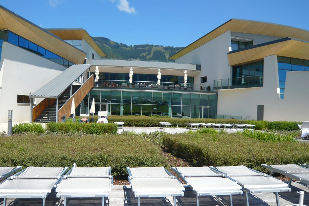 Blick zum Thermen Restaurant Tauern SPA Zell am See-Kaprun