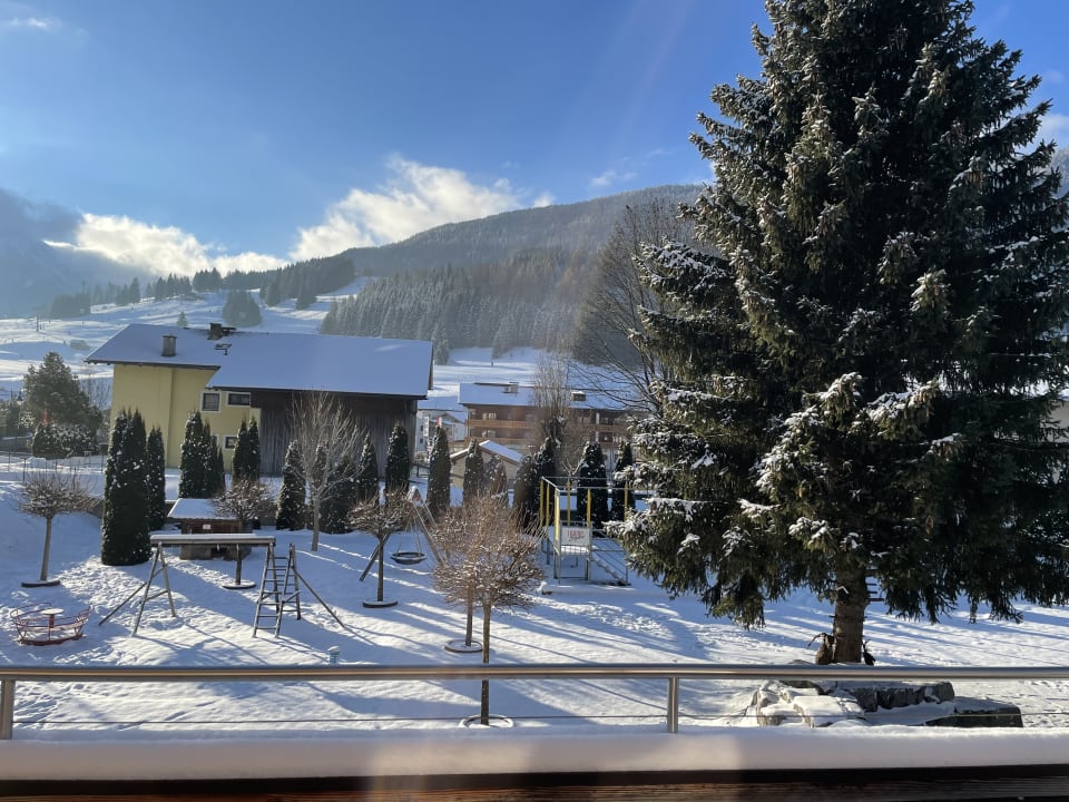 Ausblick Alpendomizil Zugspitze - Appartements & Lodges