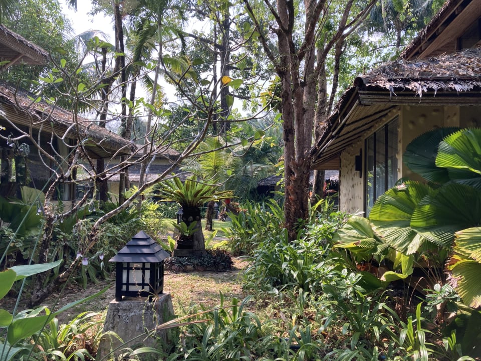 Strand Centara Koh Chang Tropicana Resort
