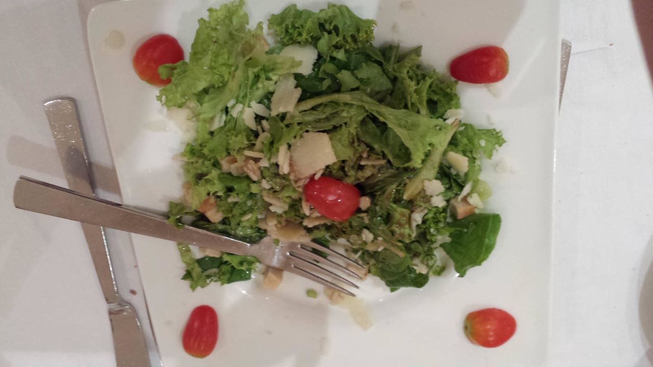 A la carte Menü Salat Hotel Calypso Beach