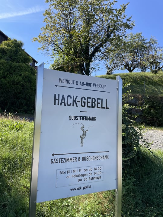 Außenansicht Weingut Pension Hack-Gebell
