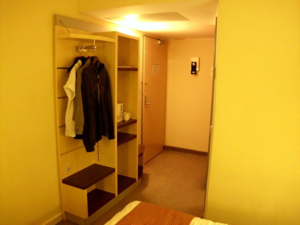 Blick Richtung Tür Holiday Inn Express Berlin City Center