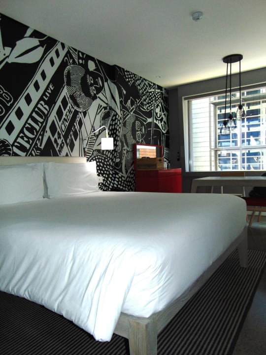 Zimmer Radisson RED Cape Town