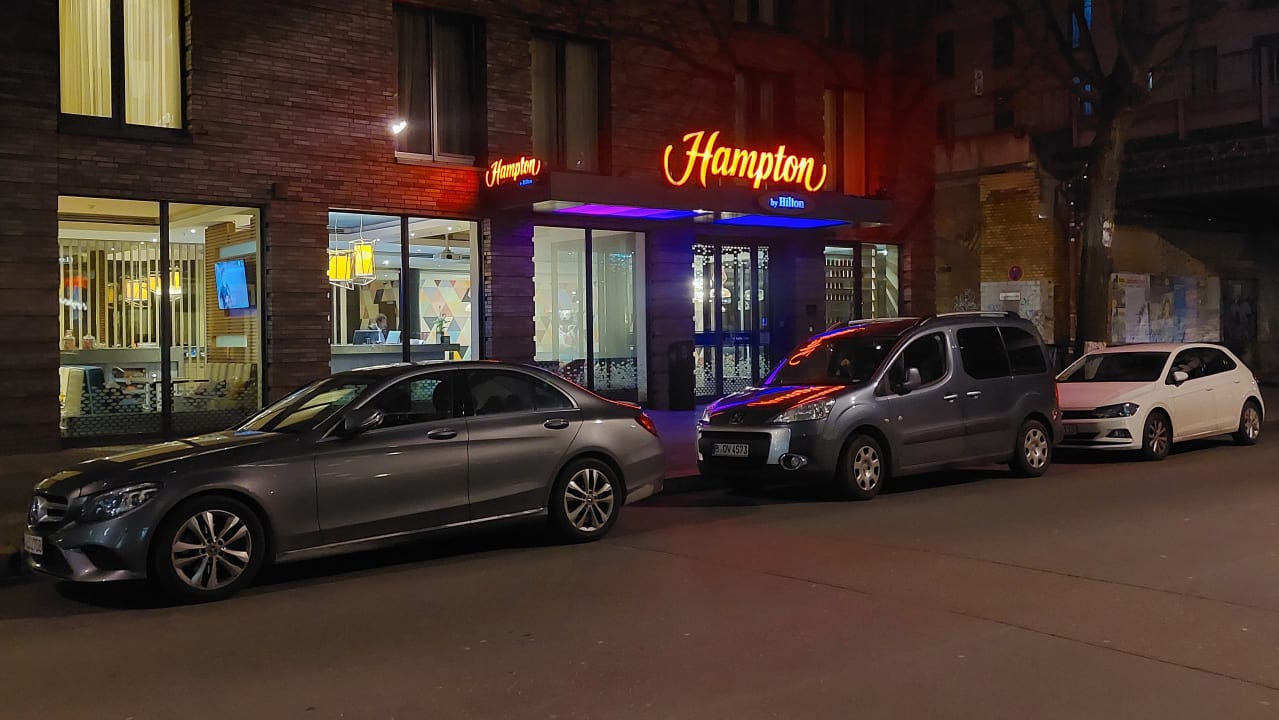 Außenansicht Hampton by Hilton Berlin City West