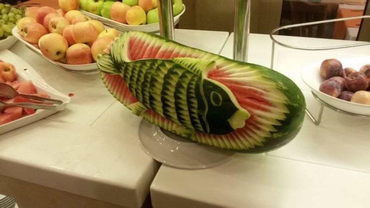 Карвинг VONRESORT Golden Beach