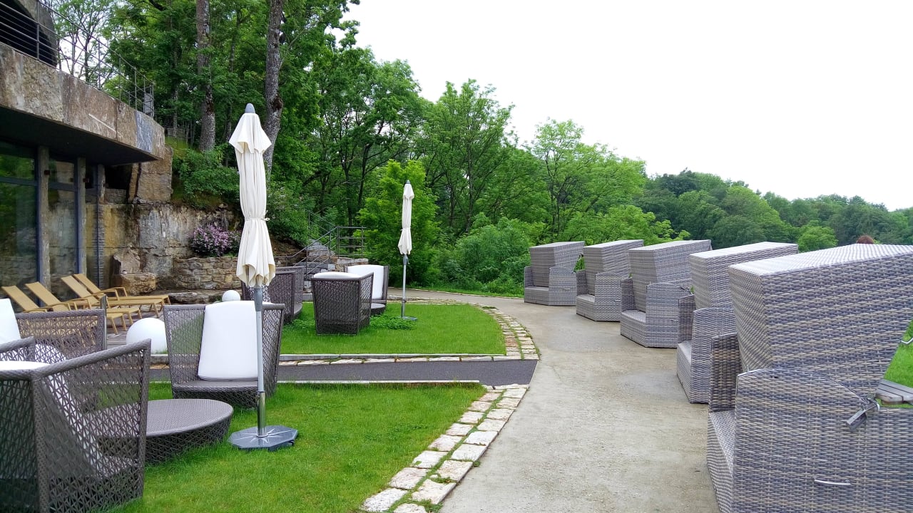 Wellnessbereich außen Mawell Resort