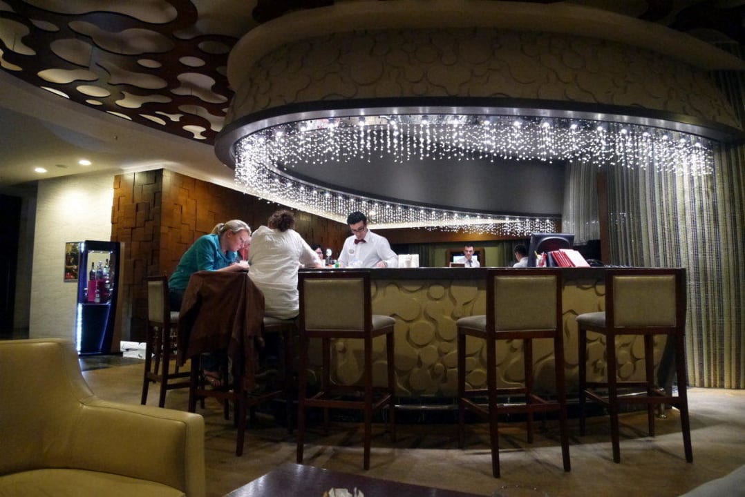 Lobbybar - 24 Stunden geöffnet! Ramada Plaza by Wyndham Antalya