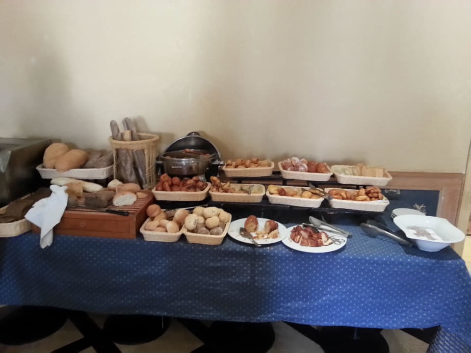 Frühstücksbuffet: Brot + Gebäck Grand Makadi