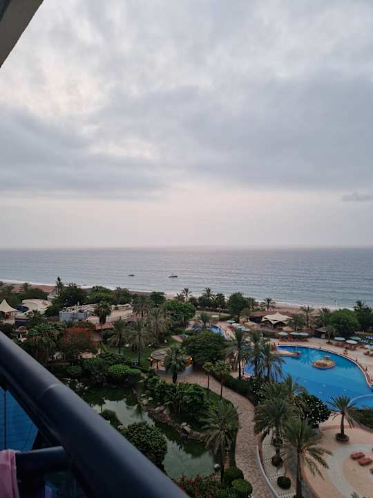 Außenansicht Hotel Le Meridien Al Aqah Beach Resort