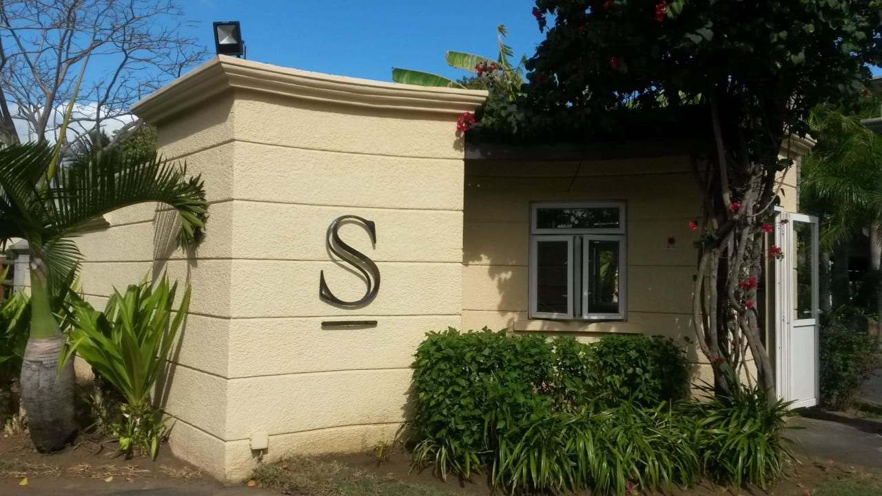 Eingang Hotel Sands Suites Resort & Spa