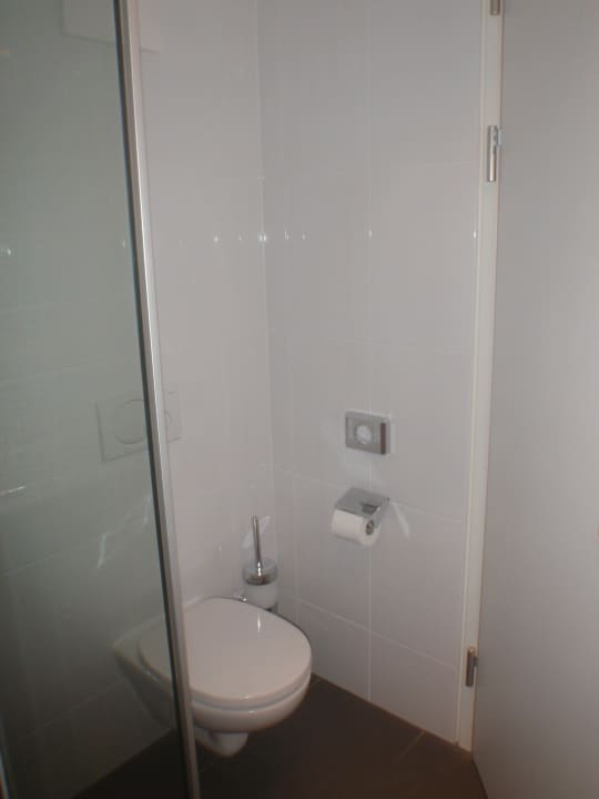 Bad Zimmer 521 Pannonia Tower