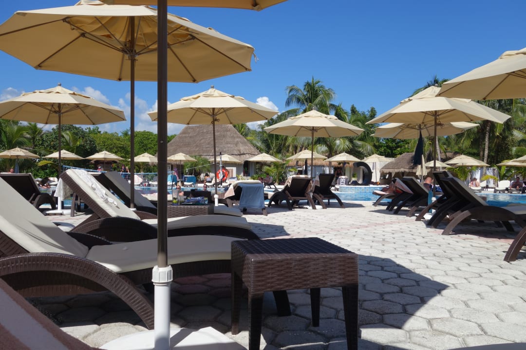 Pool Catalonia Royal Tulum Beach & Spa Resort - Adults only