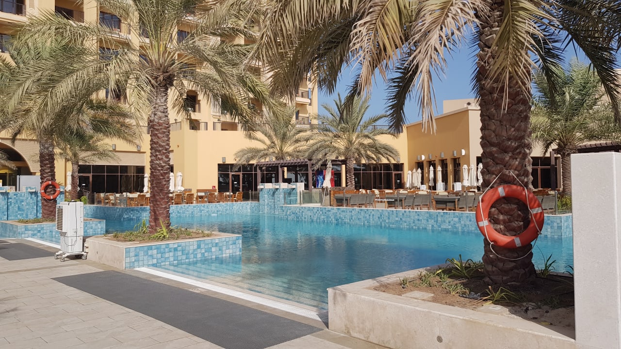 Pool DoubleTree by Hilton Resort & Spa Marjan Island