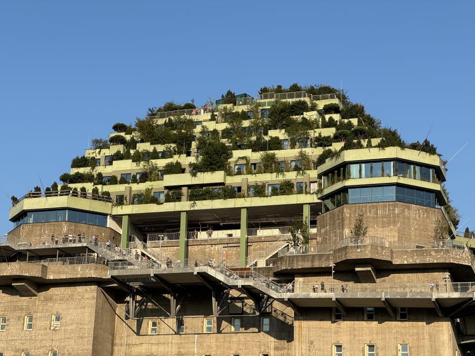 Außenansicht REVERB by Hard Rock Hamburg